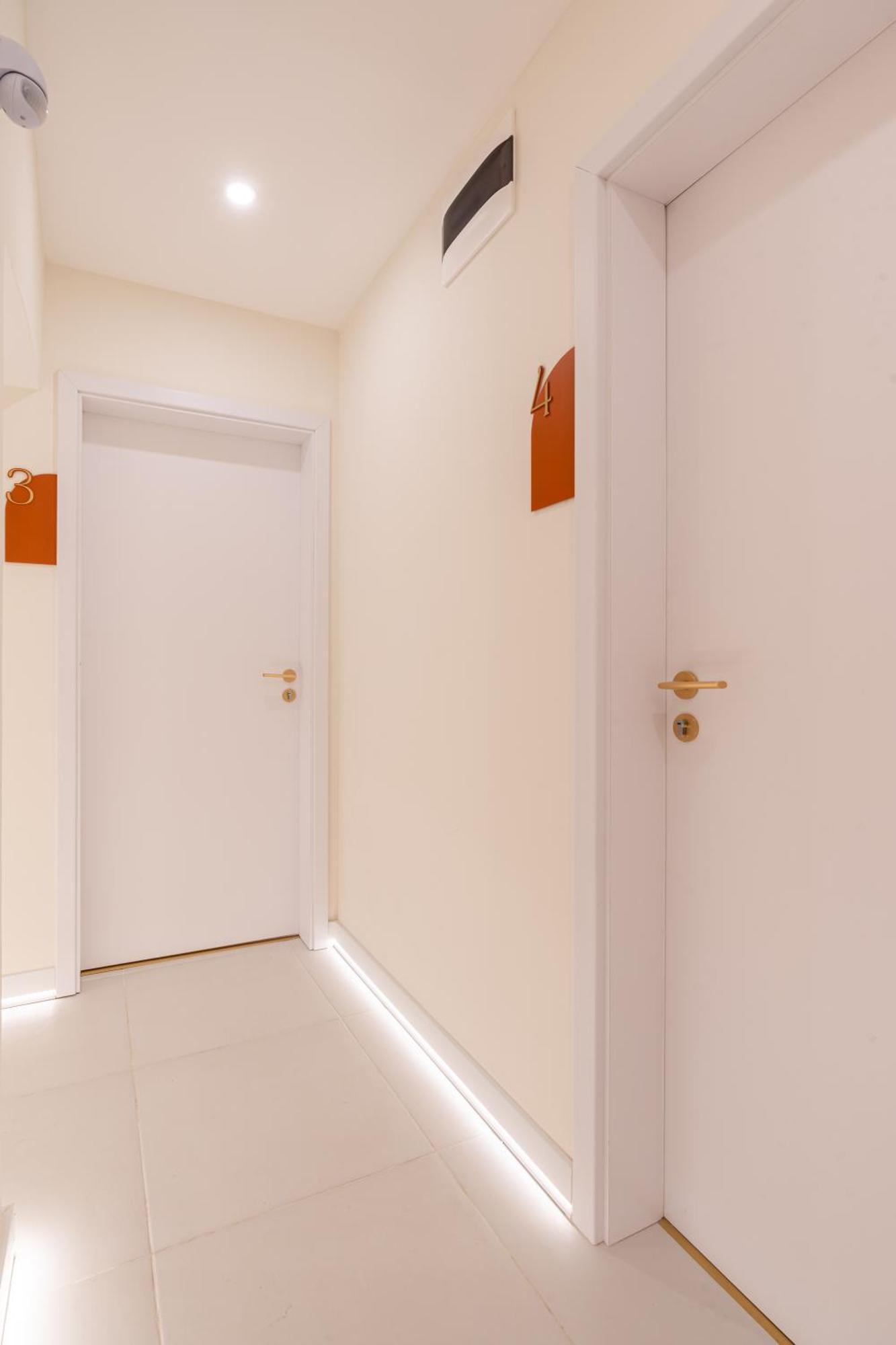 Asboth Boutique Suites, Location By Bqa * Budapest