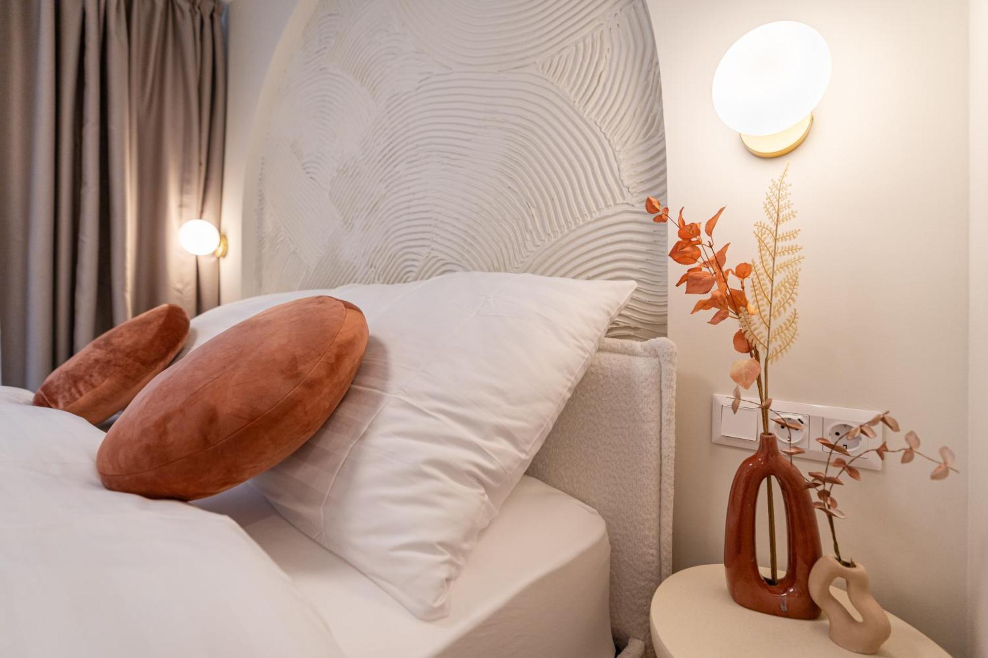 Asboth Boutique Suites, Location By Bqa * Budapesta
